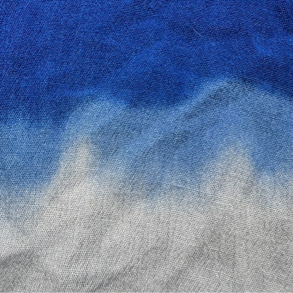 Blue and White Tie-Dye Poncho Beach Cover Up Top OSFA - Picture 4 of 5